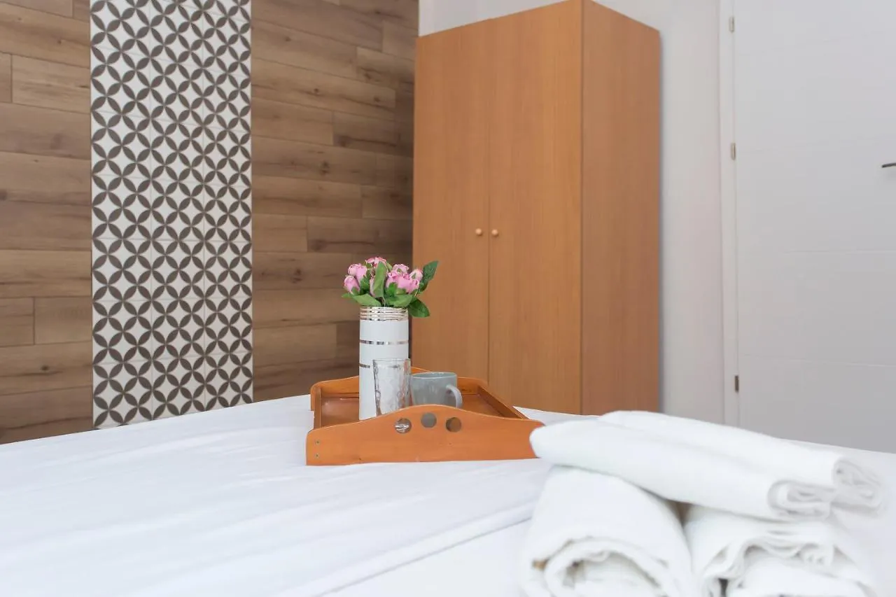 Sunny And Modern 1Bdr Apartment In The Center Sofia