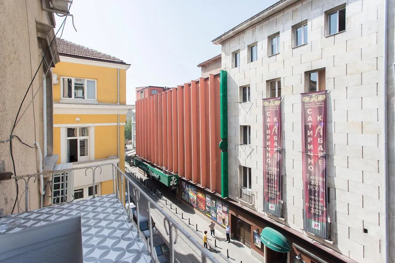 Sunny And Modern 1Bdr Apartment In The Center Sofia