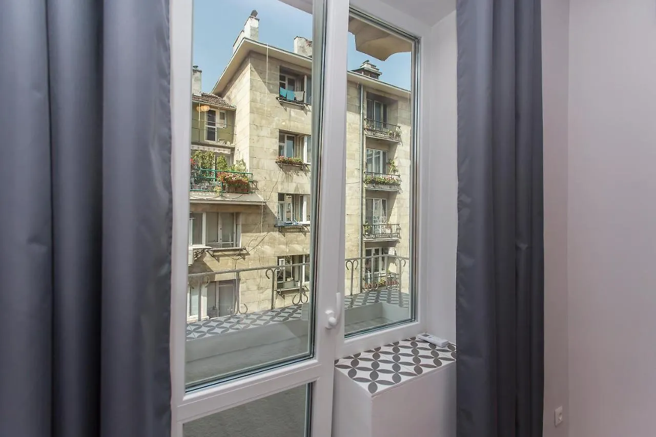 Sunny And Modern 1Bdr Apartment In The Center София